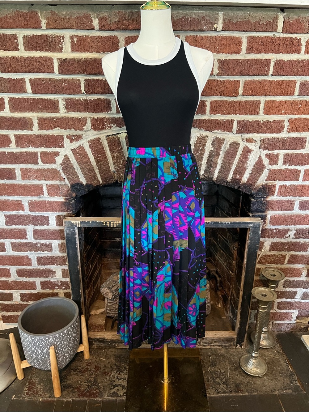 VINTAGE andré chateau abstract print pleated midi skirt